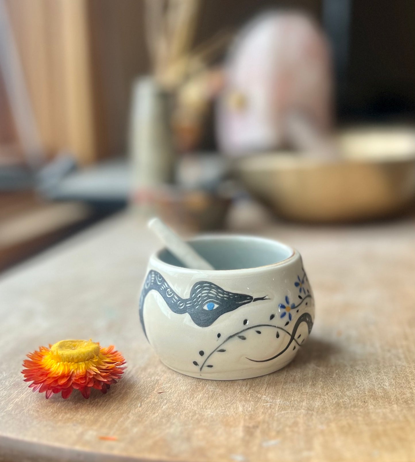 Snake salt bowl