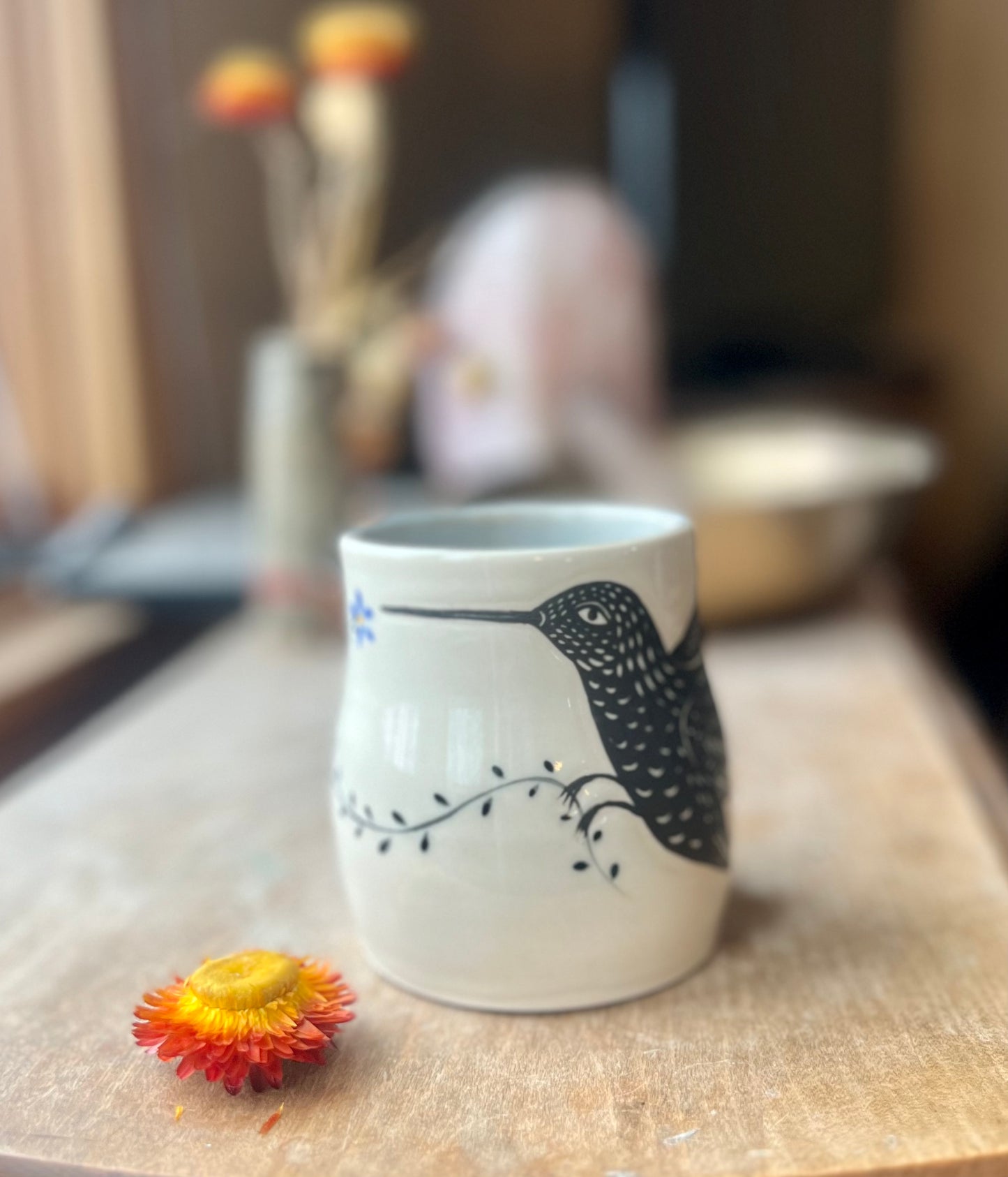 Hummingbird cup